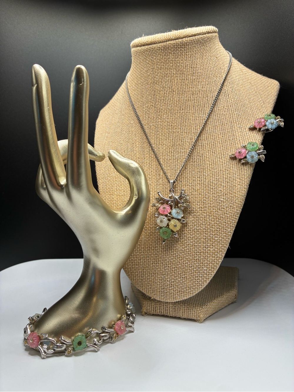 Vintage Multi-Color Floral Pendant Necklace, Bracelet and Screw-on Earring